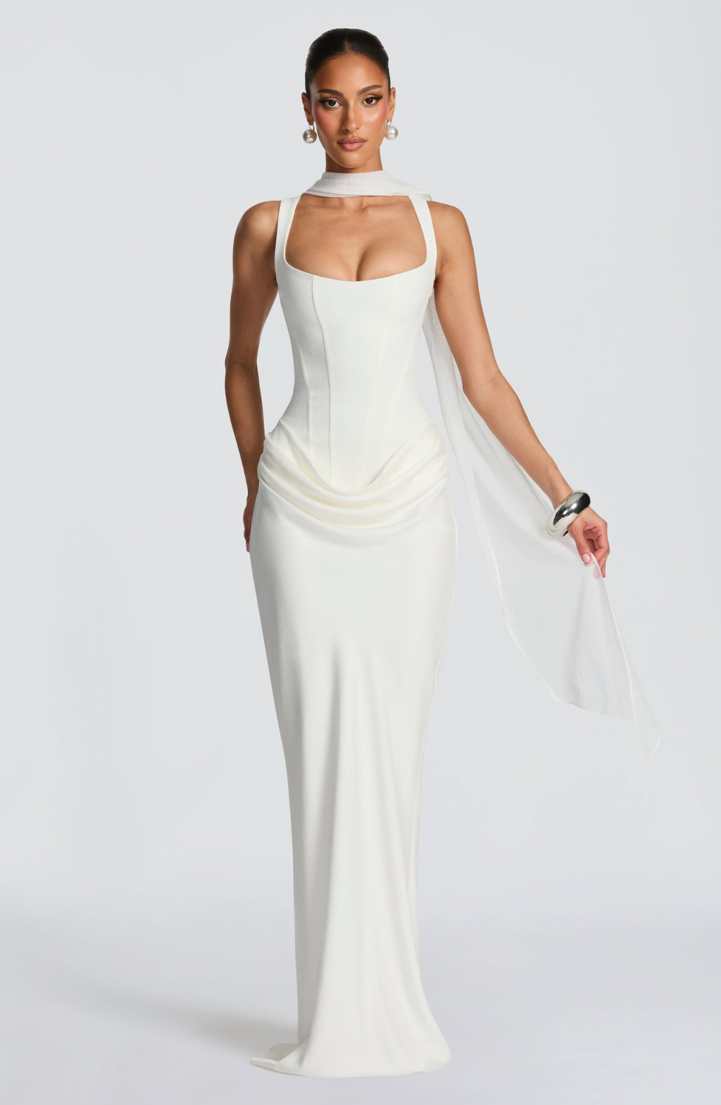VESTIDO MAXI CON FORMA DE RELOJ DE ARENA
