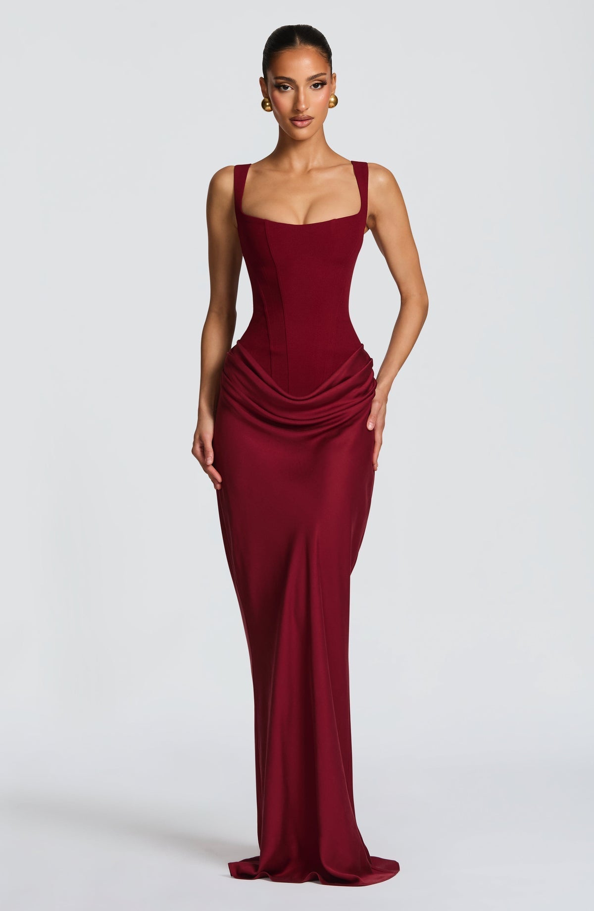 VESTIDO MAXI CON FORMA DE RELOJ DE ARENA